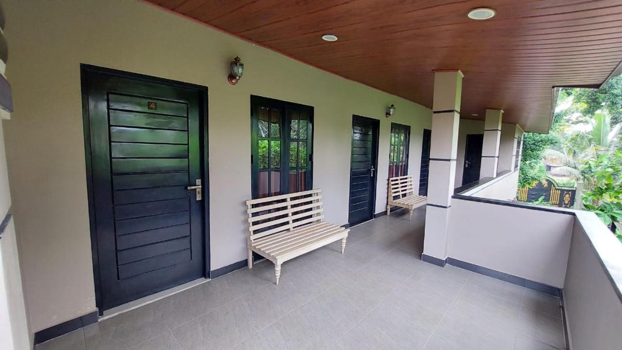 Edwin'S Airport Garden Bed & Breakfast Negombo Exterior photo